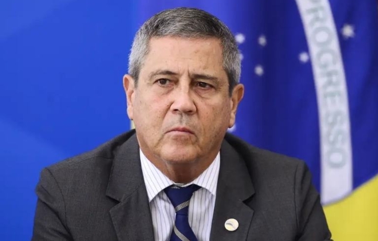 Condenado por tentativa de golpe, Braga Netto pede TV na prisão ao STF