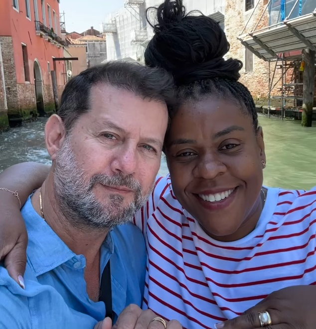 Cacau Protásio anuncia fim do casamento de 12 anos 