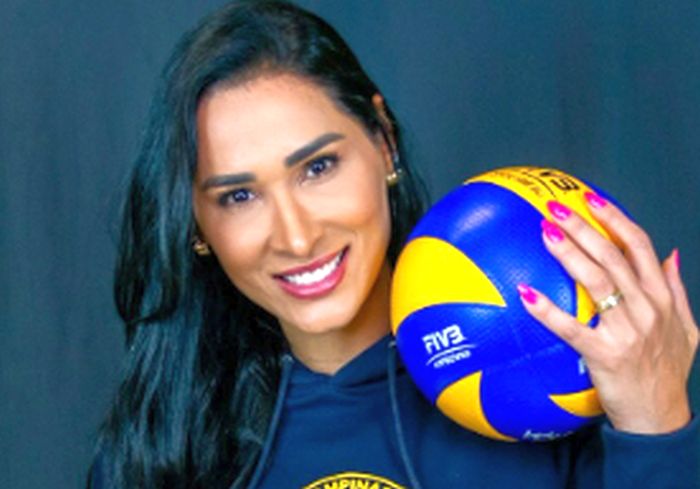 Jaqueline acerta com Campinas e volta ao vôlei após dois anos