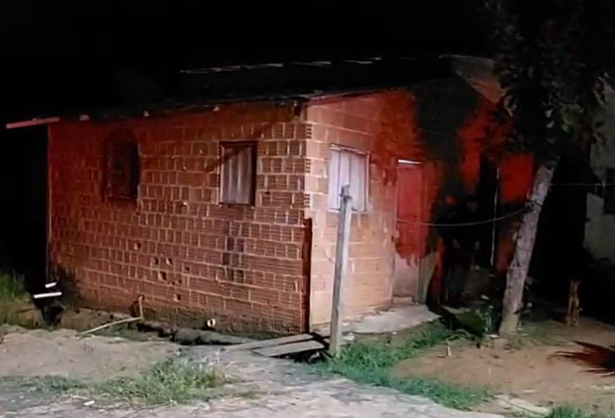 Armados, homens invadem casa e crivam homem de tiros no Amazonas