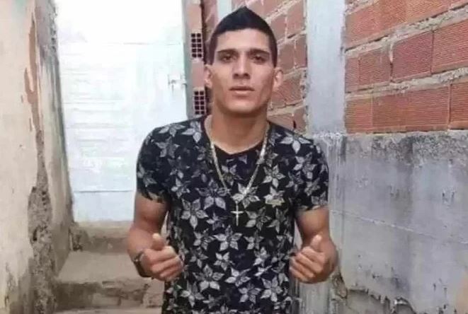 Pastora faz 'revelação de morte' em igreja e jovem é morto após culto