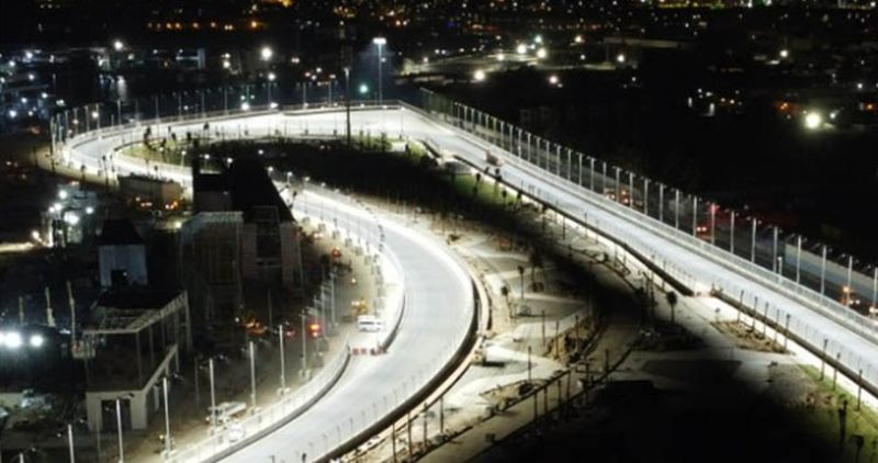 Ex tapa-buraco, circuito da Arábia Saudita mudas curvas cegas por segurança