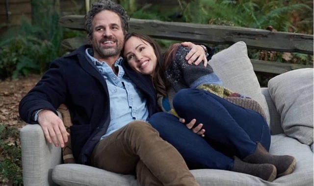 'De Repente 30': Jennifer Garner e Mark Ruffalo recriam cena do filme