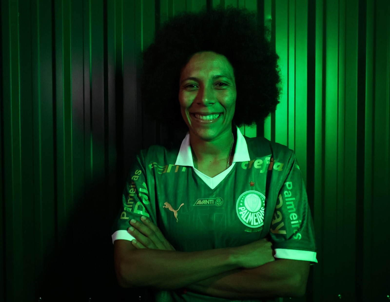 Palmeiras feminino anuncia contratação da meia equatoriana Joseyn Espinales