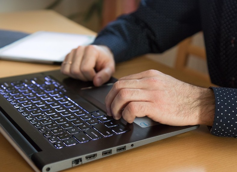 PL é obrigado a retirar vídeo que associa petista a usuário de drogas