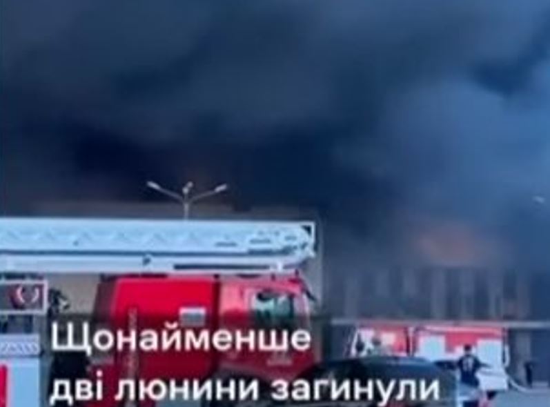 Rússia ataca Kharkiv, na Ucrânia, após bate-boca entre Zelensky e Trump