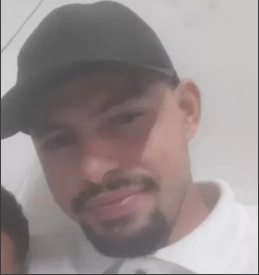 Motorista é 'fechado' no trânsito e morto com mais de 50 tiros