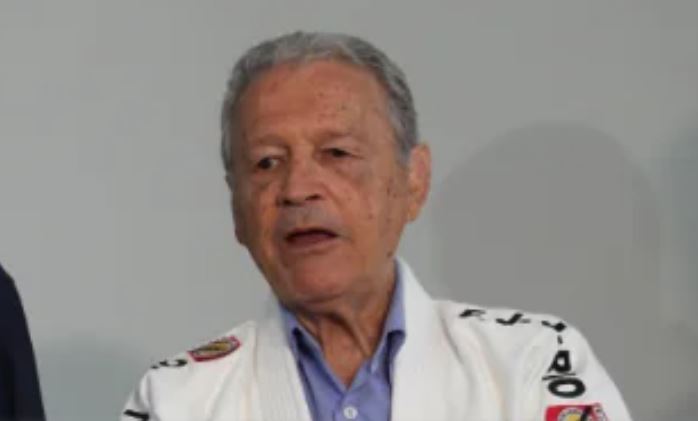 Mestre do Jiu-Jitsu Robson Gracie morre aos 88 anos