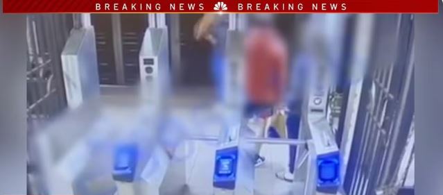 Homem é empurrado em metrô e atingido por trem