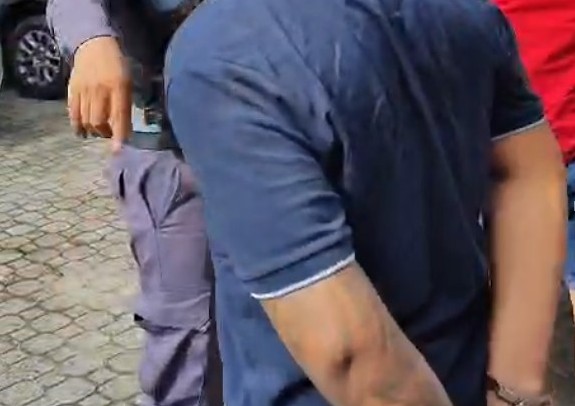 Dupla é presa suspeita de drogar e estuprar mulher em festa em Manaus