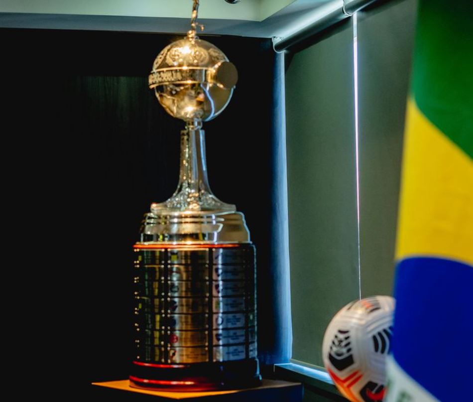 Flamengo e Athletico-PR disputam 5ª final brasileira da Libertadores