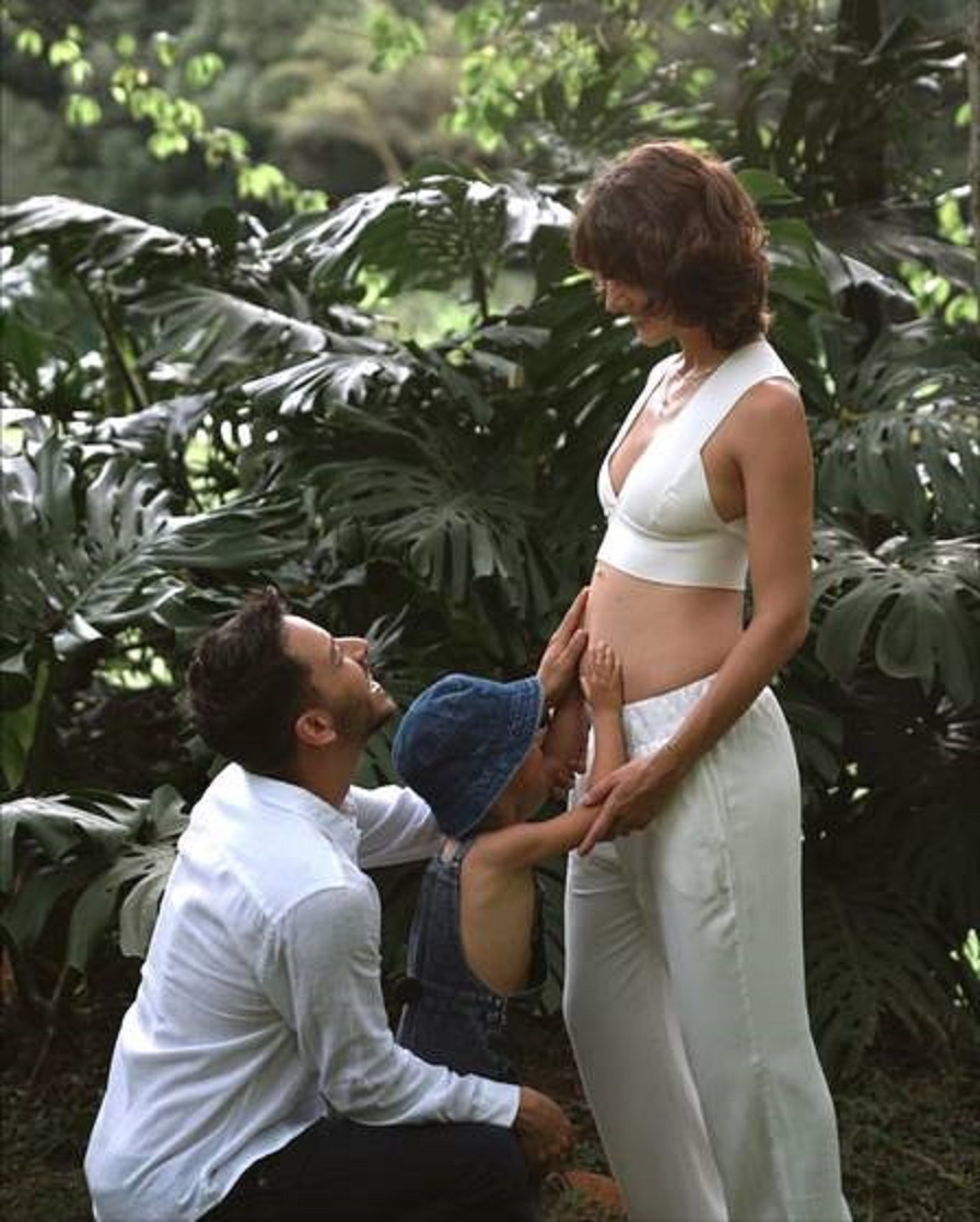 Junior Lima anuncia sexo de 2º filho com Monica Benini