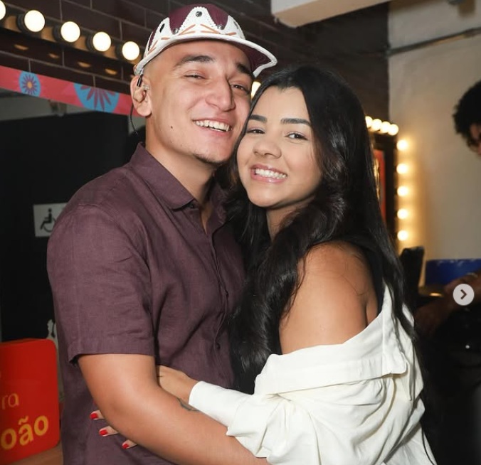 Ary Mirelle dá à luz segundo filho com João Gomes