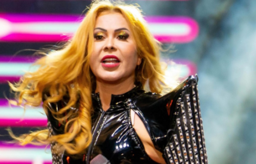 Revelado diagnóstico que causou internação e inchaços no rosto de Joelma