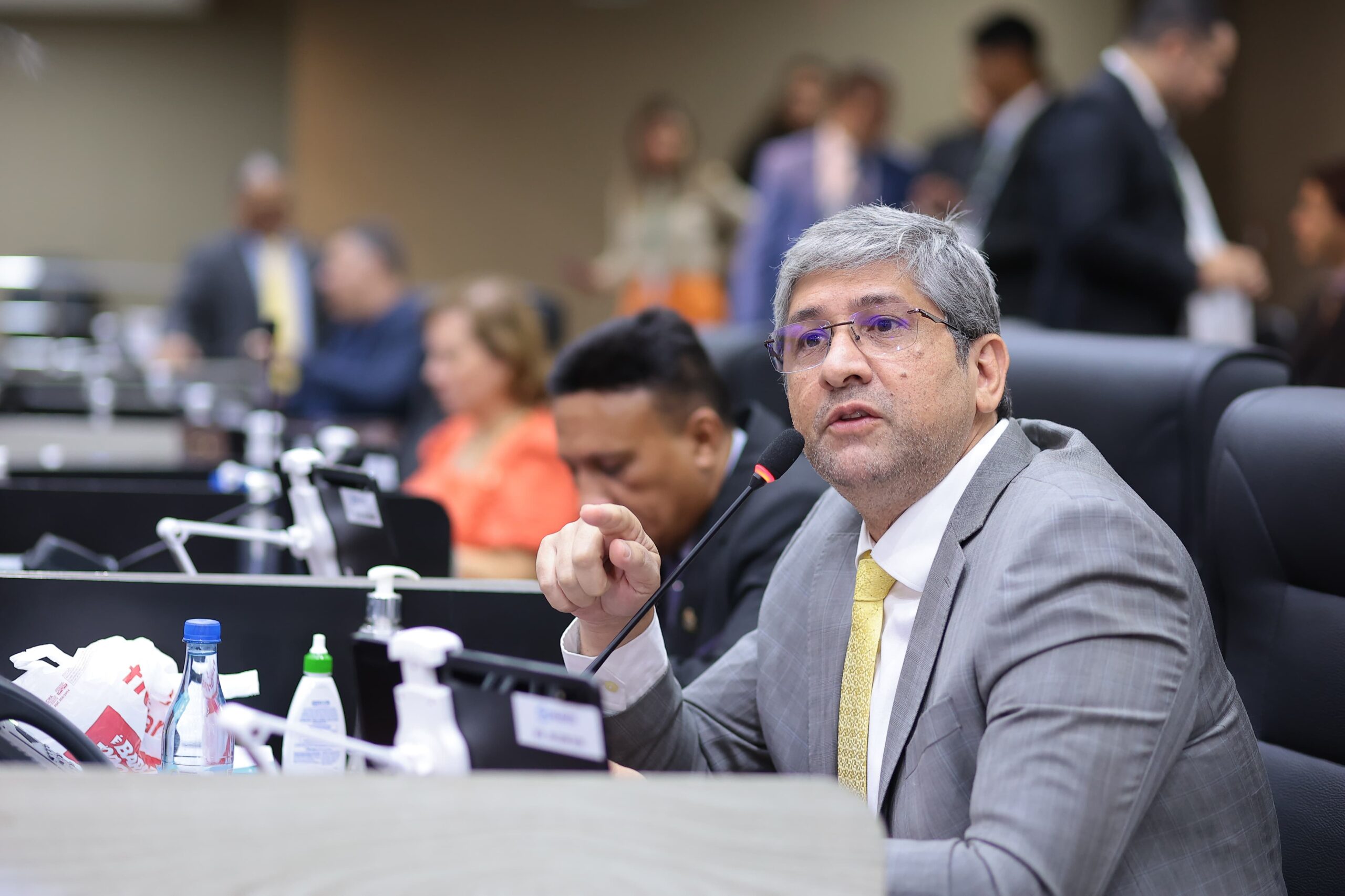 PL propõe código QR Code nos diplomas de graduação para evitar fraudes  