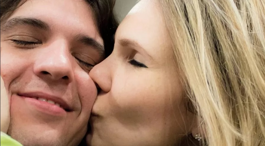 Marido de ex-BBB Josi desabafa 1 mês após morte: ‘silêncio ensurdecedor’