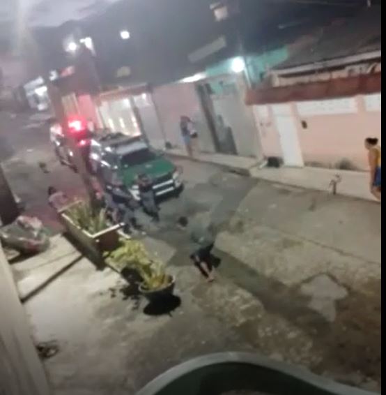 Homem é baleado pela PM após fazer mulher refém em Manaus