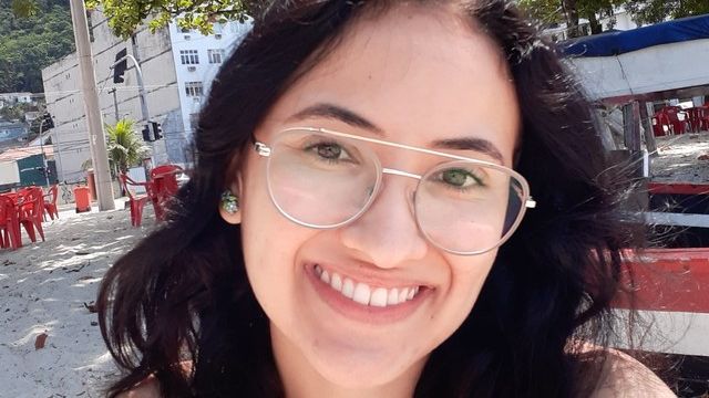 Mãe de rapaz que matou colega esfaqueada em shopping se diz envergonhada 