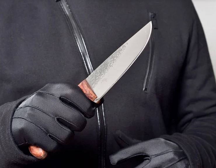 Adolescente de 14 anos é apreendido após assaltar ônibus em Manaus