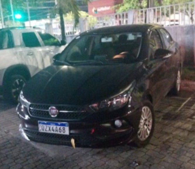 Motorista de app é preso ao ser pego com carro usado em roubo no Centro