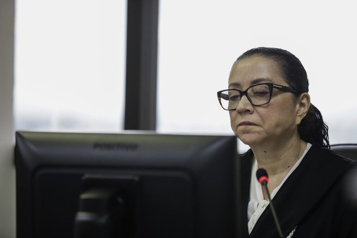 Mesmo após prazo, aprovado tem direito de tomar posse em cargo no Amazonas