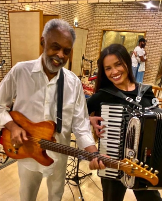 Juliette aparece em novo ensaio com Gilberto Gil para live de São João