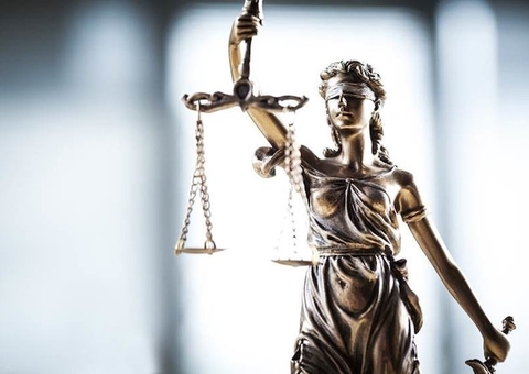 Multa aplicada após venda de veículo é anulada pela Justiça