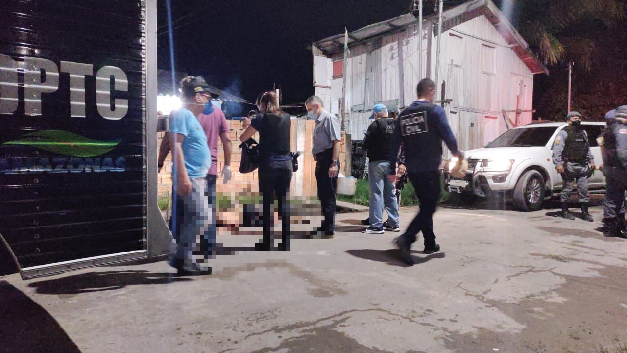 Suspeito de assaltar com 'peixeira' é executado por justiceiro em Manaus