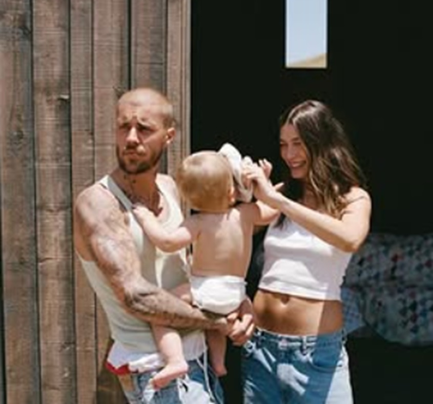 Justin Bieber anuncia continuação de seu álbum 'Swag', lançado em julho