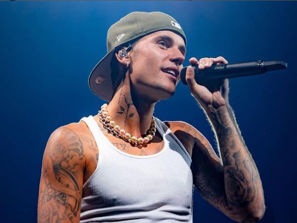 Justin Bieber adia shows por piora na saúde devido à doença de Lyme