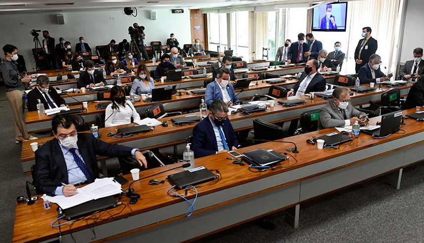 Servidora citada por Luis Ricardo deve ser convocada à CPI no Senado 