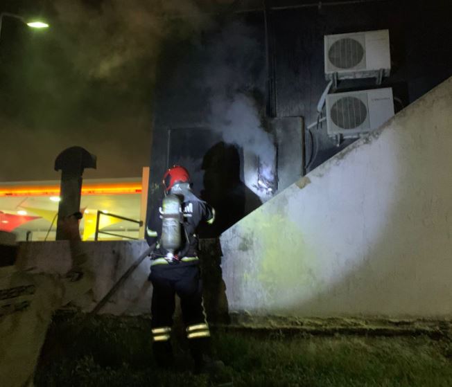 Incêndio em posto de combustíveis assusta clientes e funcionários em Manaus