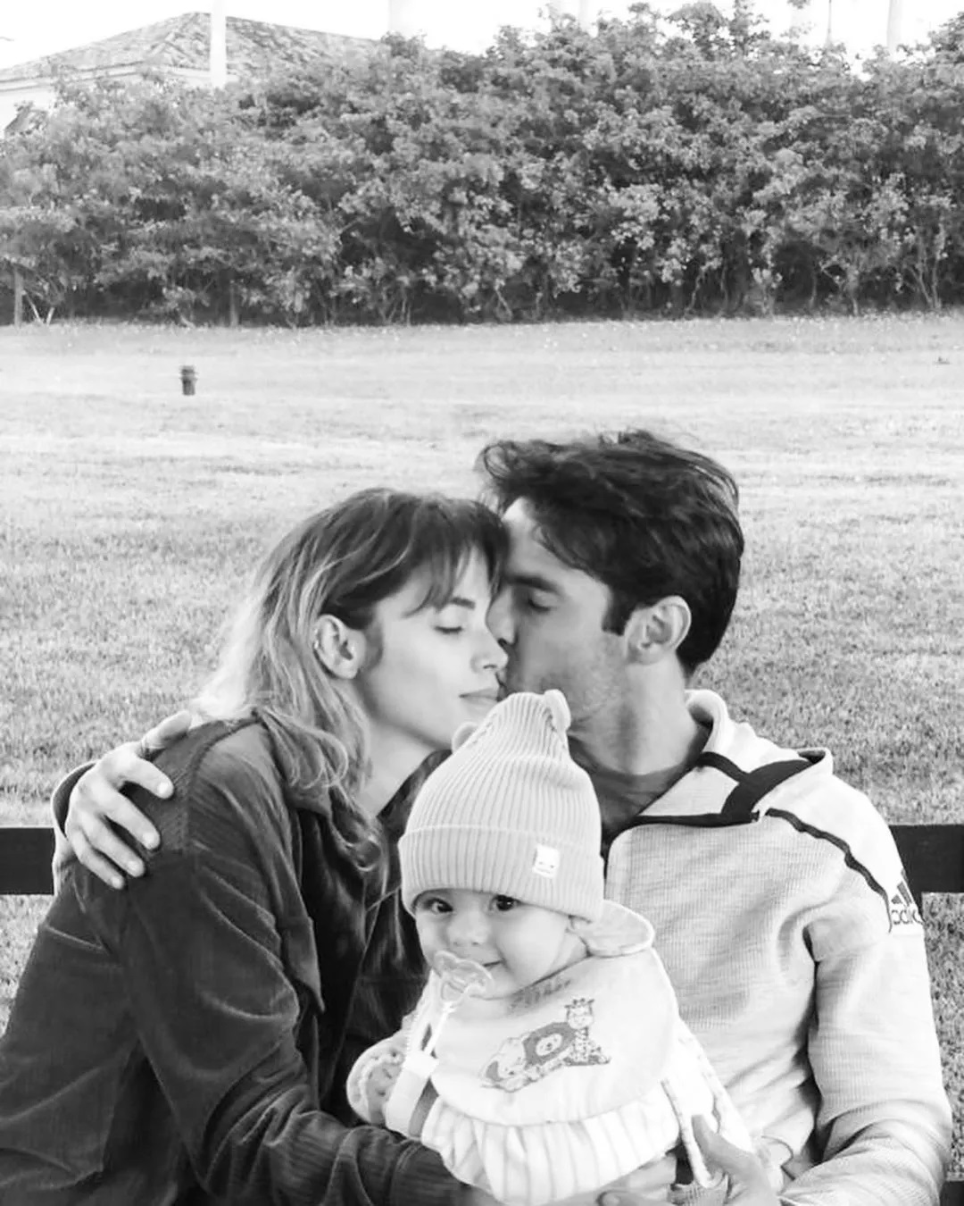 Mulher de Kaká, Carol Dias revela que sofreu aborto: ‘falta um pedaço’