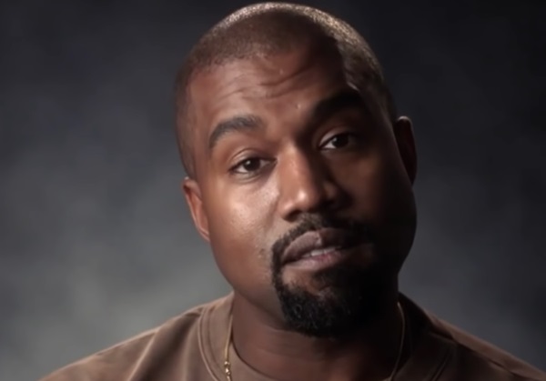 Kanye West é demitido por agência de talentos após discurso antissemita