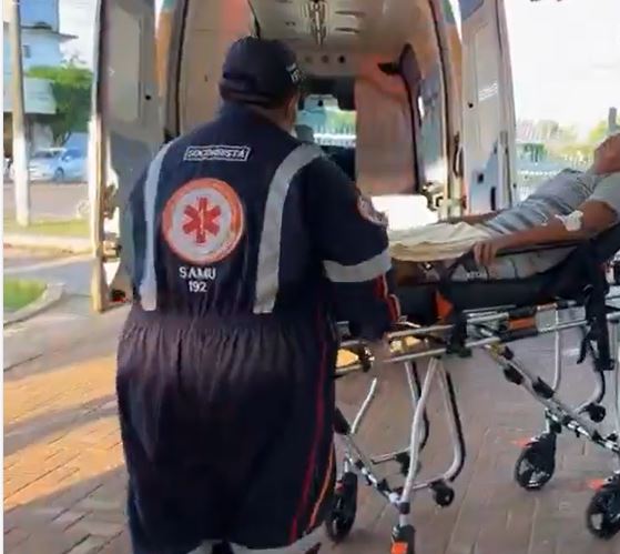 Homem tenta espantar tucano e acaba atirando no próprio olho no Amazonas