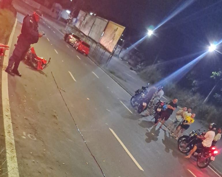Jovem morre em acidente de motocicleta em avenida de Manaus 