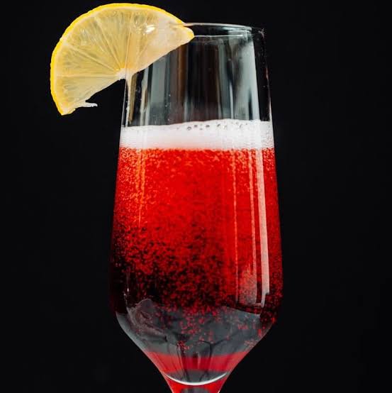 Saiba como fazer drinks para curtir o Carnaval