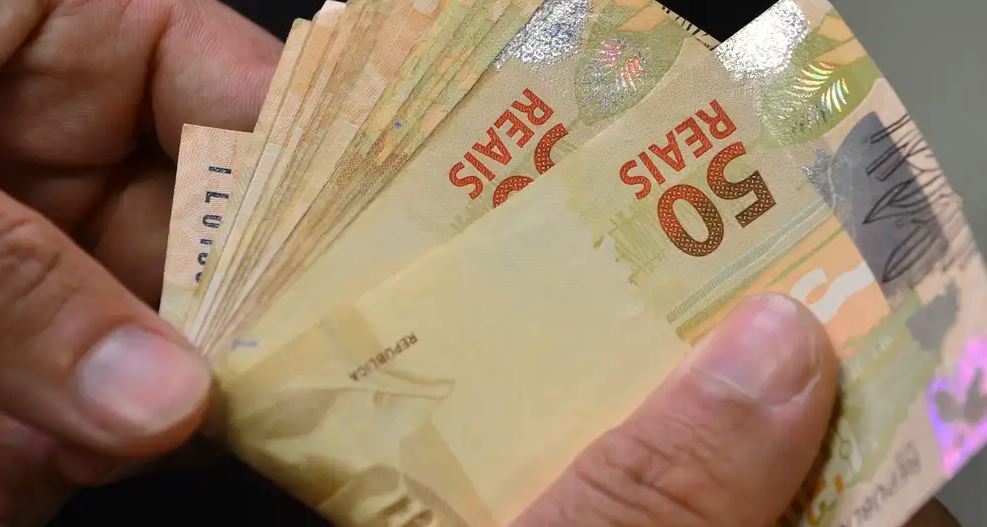 Congresso deve promulgar PEC da reforma tributária na quarta