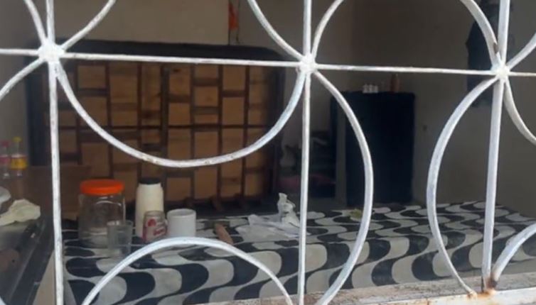 Venezuelano é preso suspeito de matar amigo a facadas em kitnet de Manaus