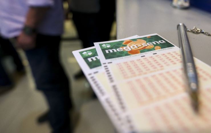 Ninguém acerta dezenas da Mega-Sena 2754 e prêmio vai a R$ 100 milhões