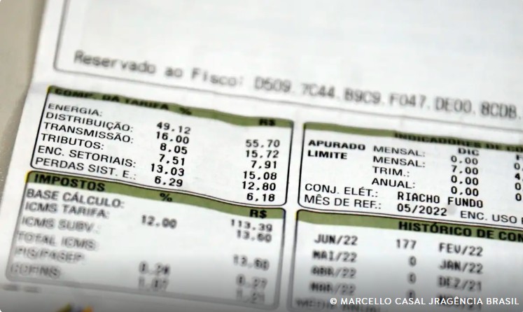 Conta de luz seguirá sem taxa extra em fevereiro, confirma Aneel