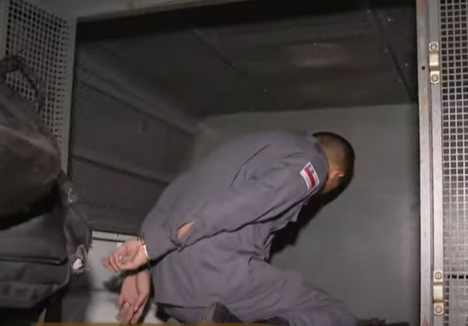 Homem que se passava por tenente da PM é preso em lanchonete em Manaus