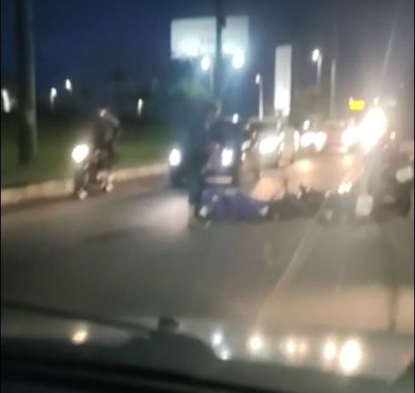 Motociclista morre e outro fica ferido em acidente na Bola da Suframa 