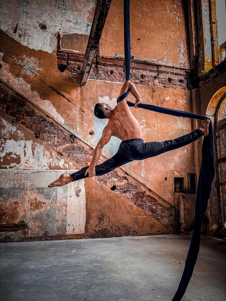 Projeto "Kuem" leva a arte circense ao centro histórico de Manaus