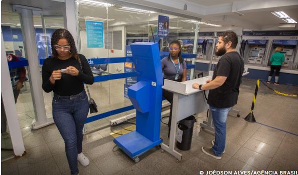 Expediente bancário de 2024 termina nesta segunda-feira