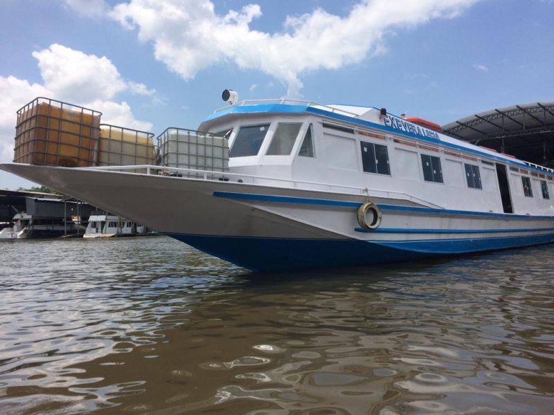 Lancha de R$ 500 mil para transporte de estudantes em Alvarães