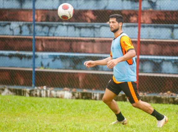 Anunciado pelo Manauara, lateral Igor Carvalho acerta com o Floresta-CE