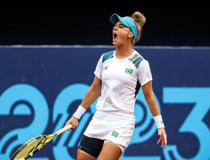 'Ela é muito disciplinada', diz Bia Haddad sobre ouro de Laura Pigossi no Pan