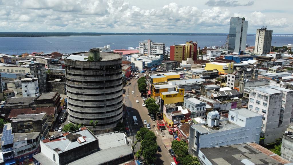 Prefeitura abre visitação para interessados no leilão de imóveis em Manaus
