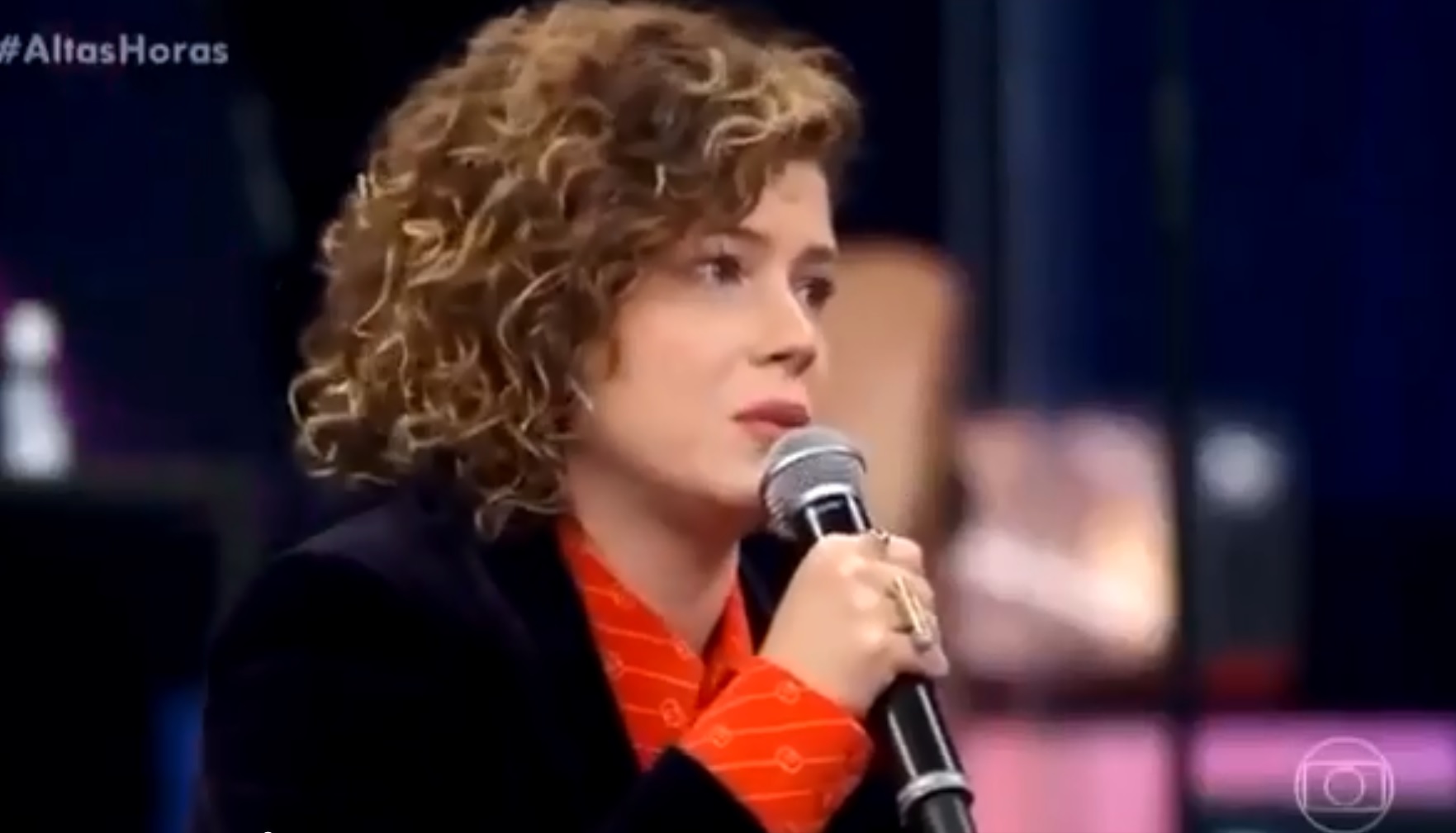 Leandra Leal detona Bolsonaro no ‘Altas Horas’: ‘como a gente deixou?’